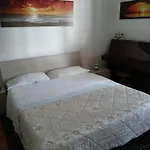 B&B Mondello 3* 蒙德罗