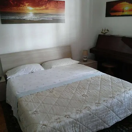 B&B Mondello 3* مونديلّو